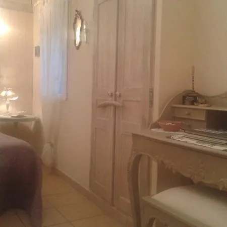 Chambres D'hotes Shabby Salles-dʼAude